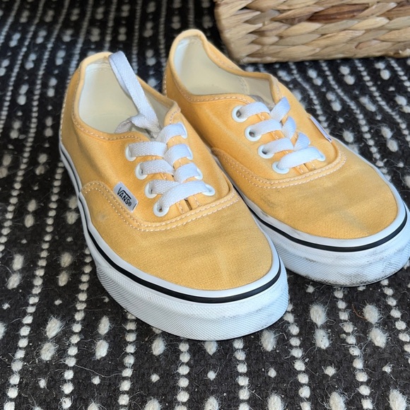 Vans Authentic - Picture 1 of 8